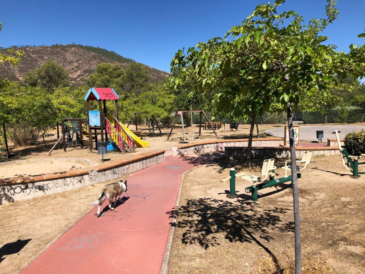 Casa Rural Los Olivos De Robledo De Chavela La Estacion 外观 照片