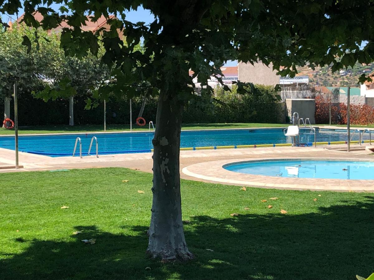 Casa Rural Los Olivos De Robledo De Chavela La Estacion 外观 照片